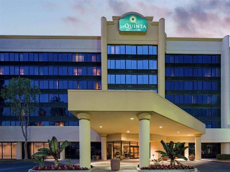 La Quinta By Wyndham Buena Park Hotel La Palma Bagian luar foto