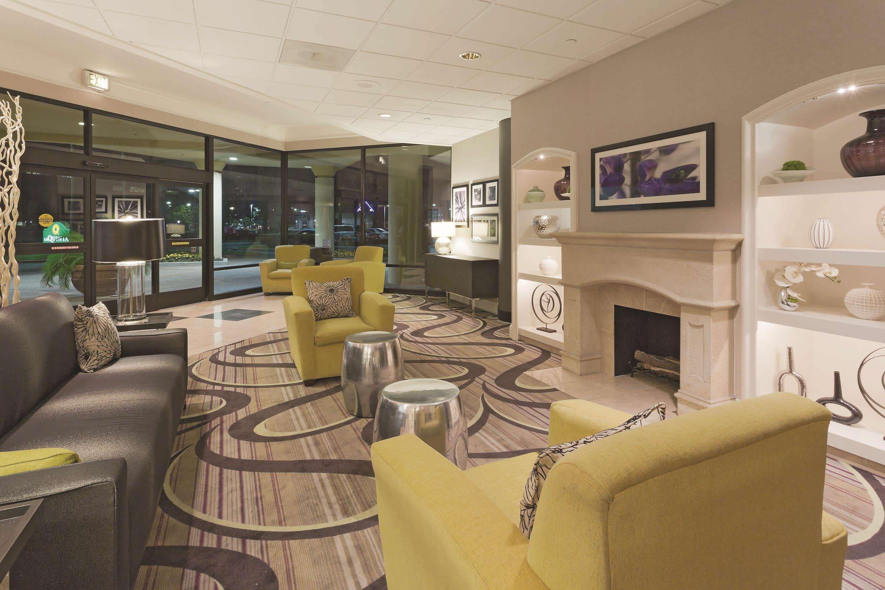 La Quinta By Wyndham Buena Park Hotel La Palma Bagian luar foto